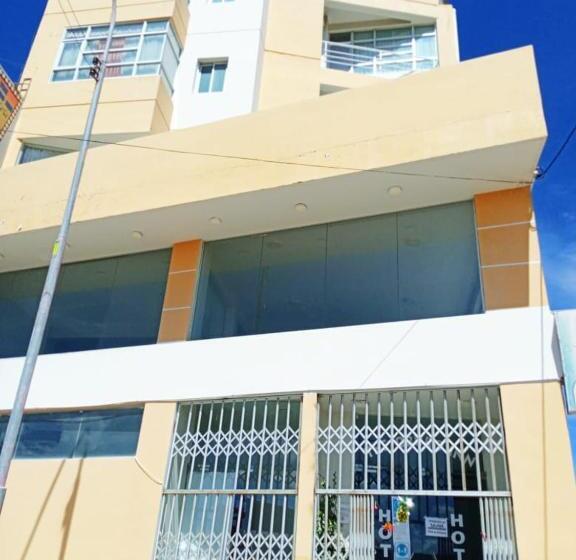 هتل The Oruro Inn