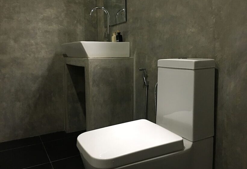 酒店 The Saffron Airport Villa