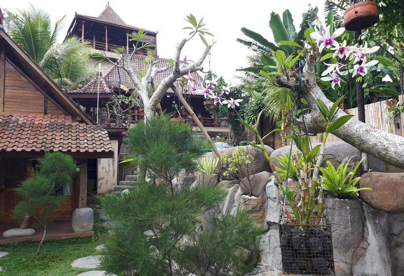 בית מלון כפרי Umah Hoshi