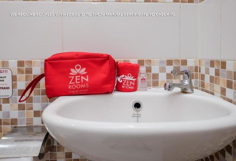ホテル Zen Rooms Near Stasiun Kota Baru