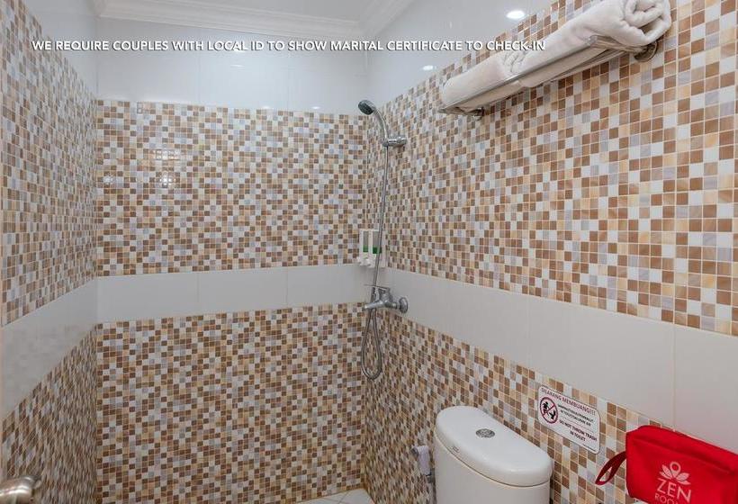 ホテル Zen Rooms Near Stasiun Kota Baru