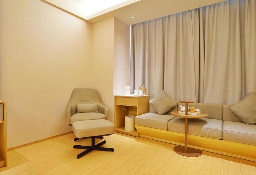 Ji Hotel Qiqihar Emancipation Door