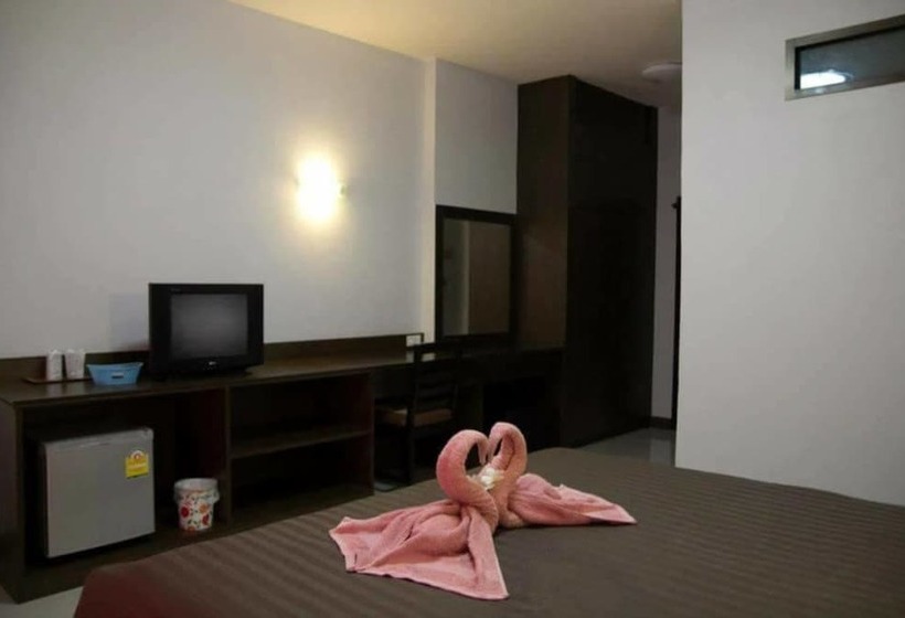 Ruysuk Hotel & Swimming Pool