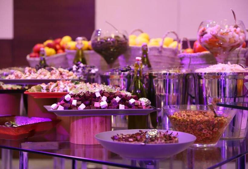 Somewhere Hotel Al Ahsa