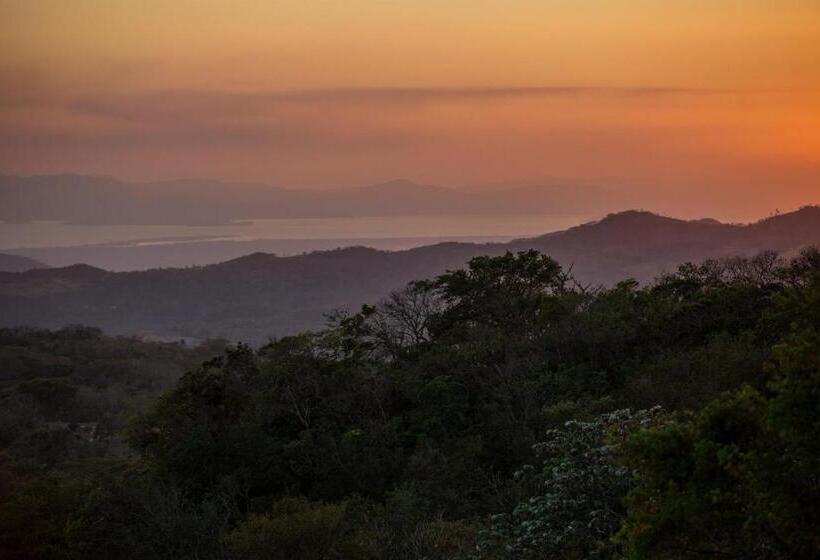 Vida Mountain Resort & Spa Adults Only