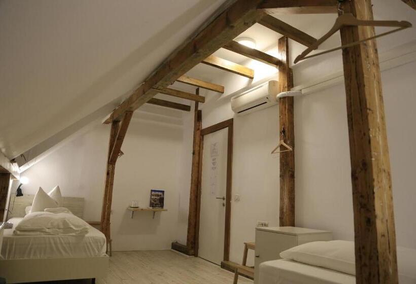 هاستل Bread&breakfast