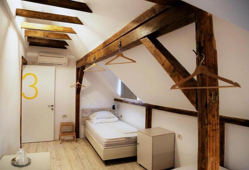 هاستل Bread&breakfast