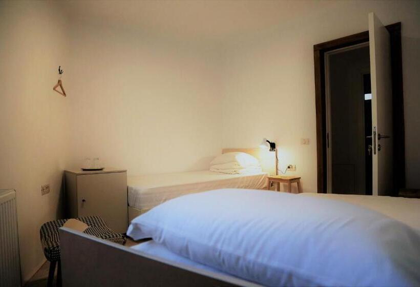 هاستل Bread&breakfast