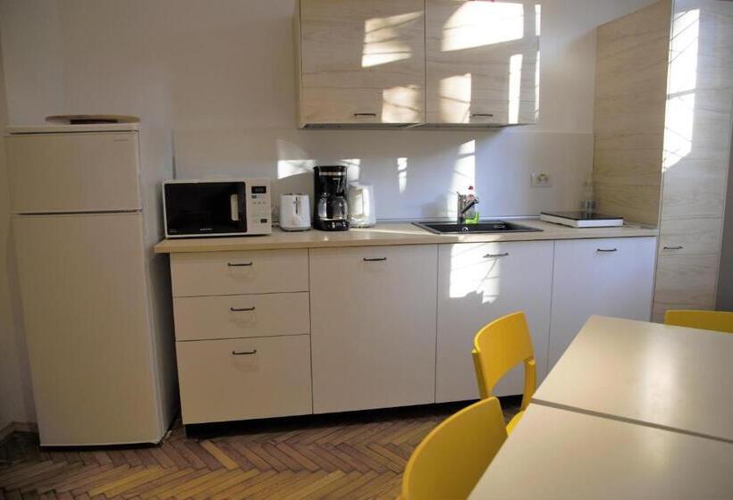 هاستل Bread&breakfast