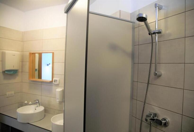 هاستل Bread&breakfast