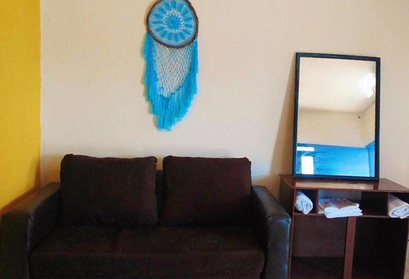 호스텔 Hostal Las Cruces