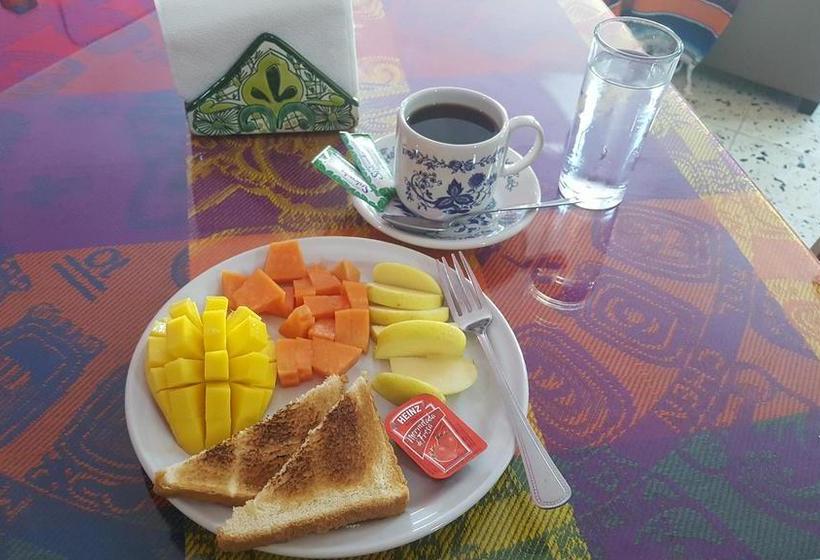 호스텔 Hostal Las Cruces