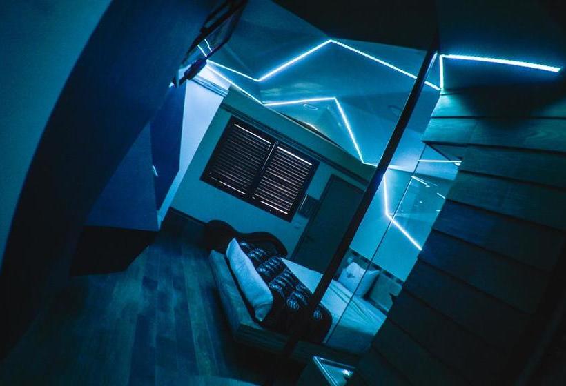 Auto Hotel Cielo Good Luck