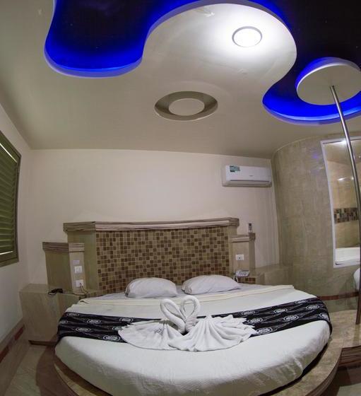 Auto Hotel Cielo Good Luck