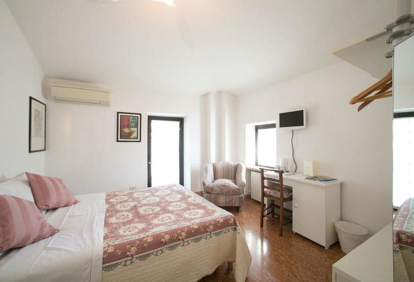 مبيت وإفطار A Casa Di Tom