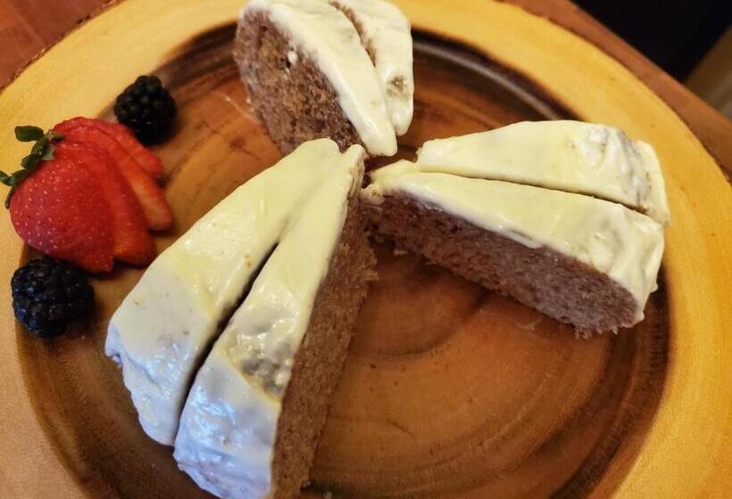 민박 Avonview Manor