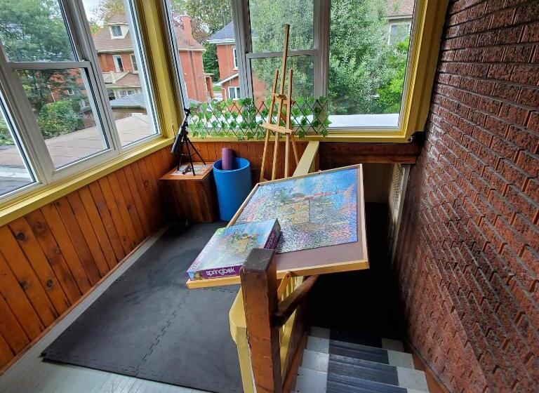 민박 Avonview Manor