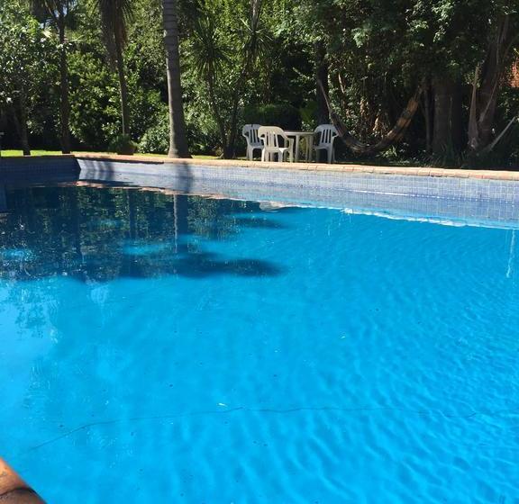 ベッドアンドブレックファースト Casa De Huã©spedes El Trebol