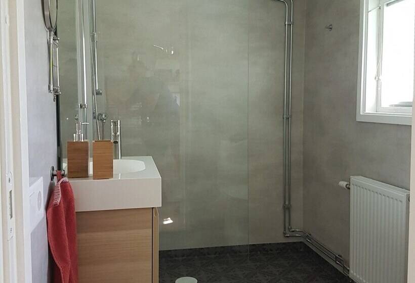 Bed and Breakfast Den Sovande älgen