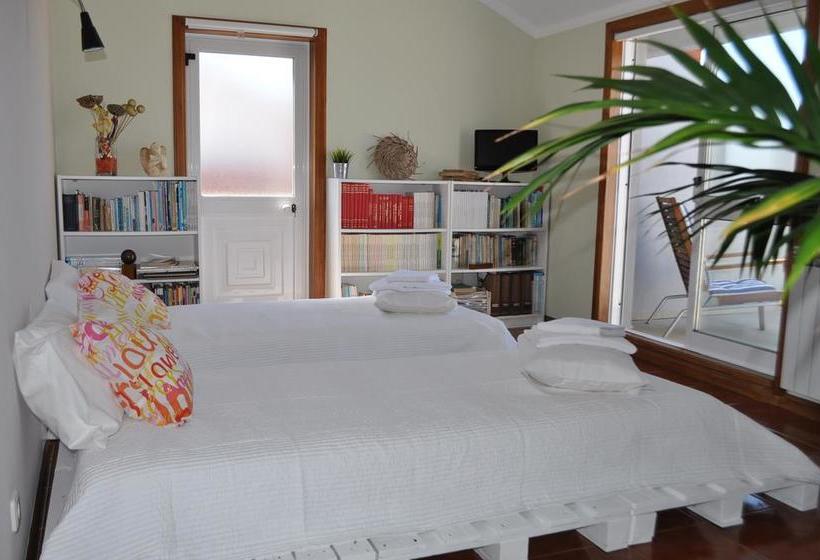 مبيت وإفطار Sun & Sand Guesthouse