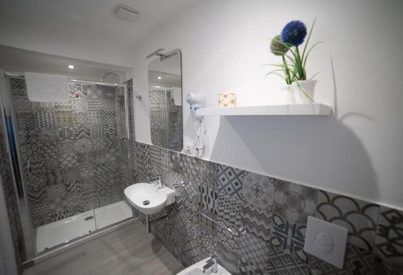 مبيت وإفطار Villa Saturno