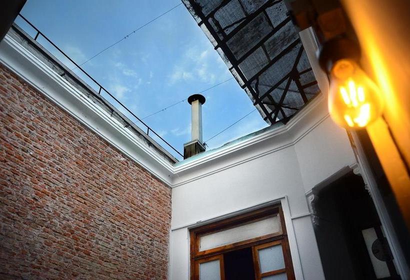 هاستل Casa Mutante