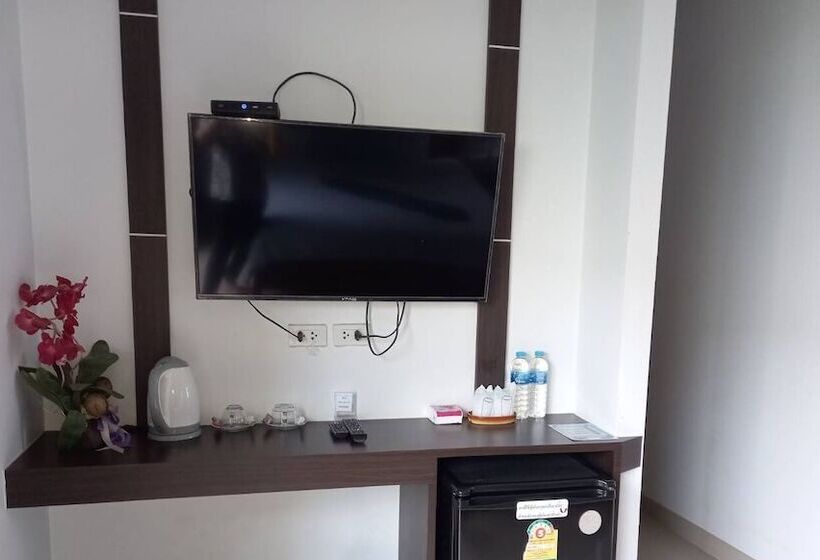 בית מלון כפרי Blue Orchid Resort Trang