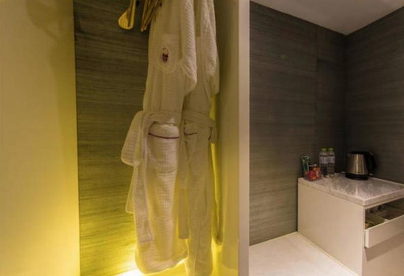 酒店 Boston International