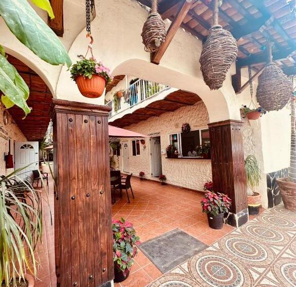 בית מלון כפרי Bungalows Las Glorias