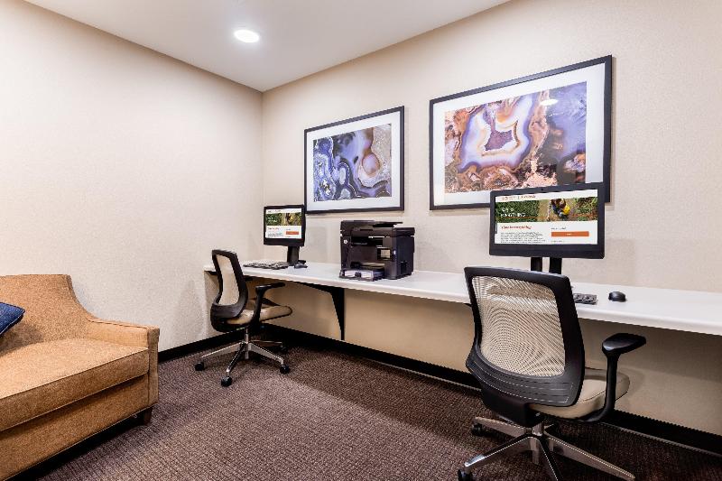 فندق Candlewood Suites Eau Claire I 94, An Ihg