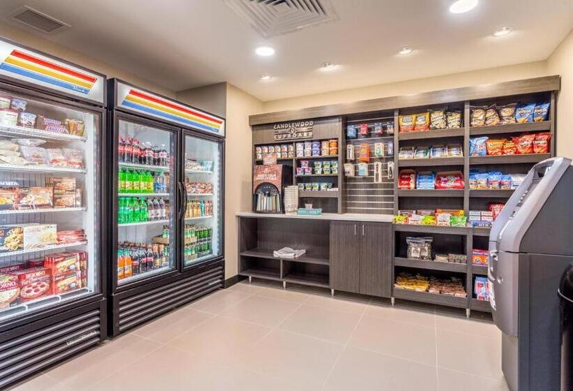 فندق Candlewood Suites Eau Claire I 94, An Ihg