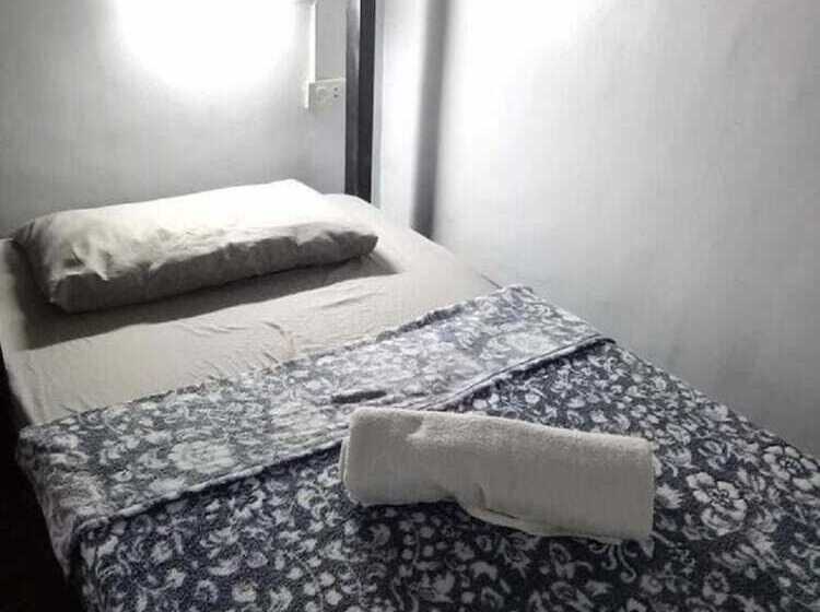 בית מלון כפרי Citi Island Suites