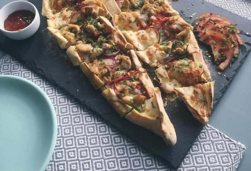 בית מלון כפרי Conacul Torzburg