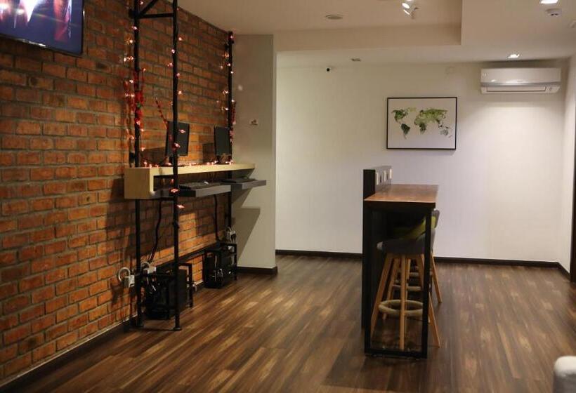 בית מלון כפרי De House