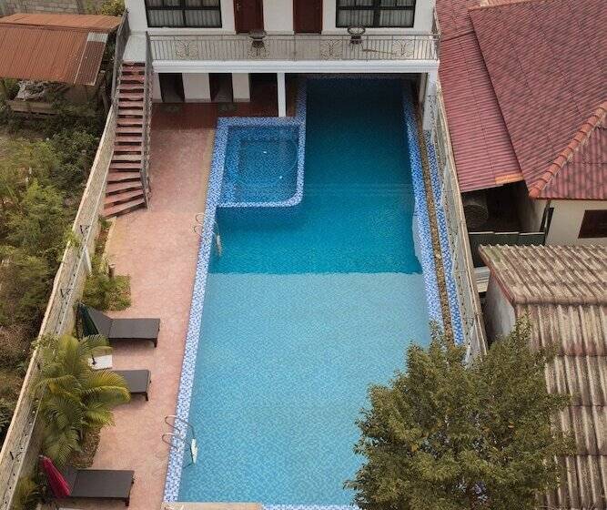 호텔 Confetti Garden