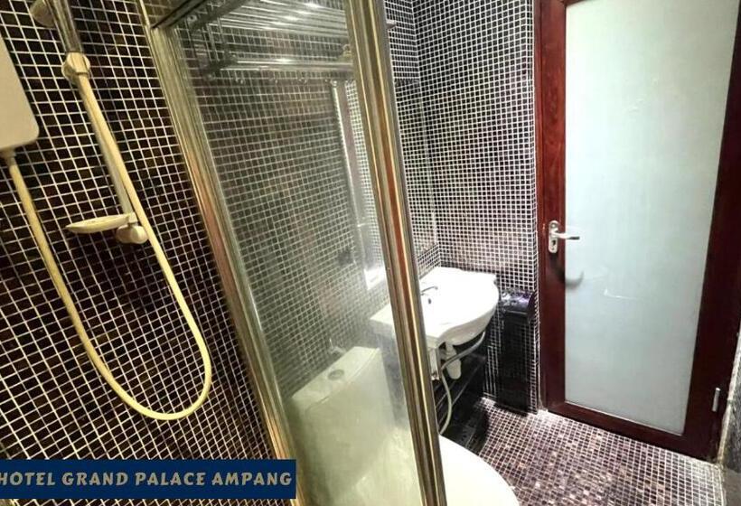 בית מלון כפרי Grand Palace Ampang