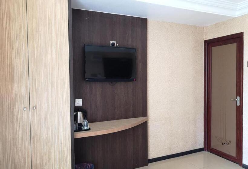 בית מלון כפרי Grand Palace Ampang