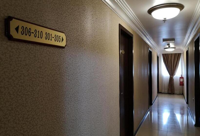 בית מלון כפרי Grand Palace Ampang