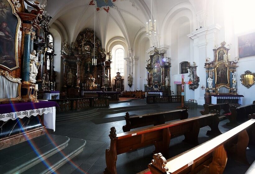 Отель Kloster Frauenberg