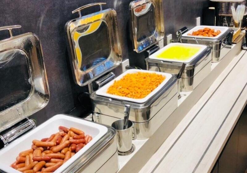 Отель Kuretake Inn Nagoya Hisayaodori