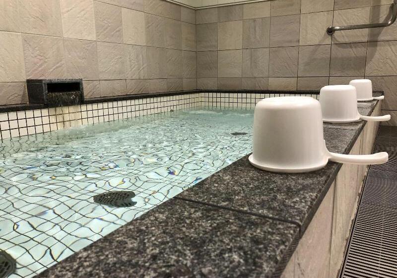 Отель Kuretake Inn Nagoya Hisayaodori