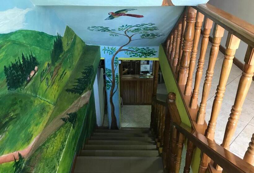 בית מלון כפרי Las Guacamayas Guatapé