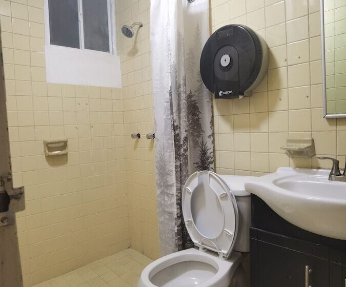 فندق Noruega Inn