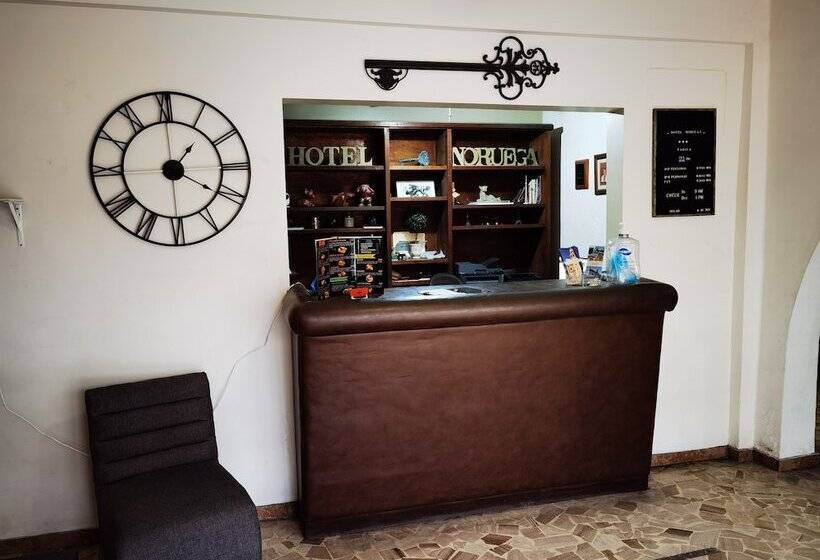 فندق Noruega Inn