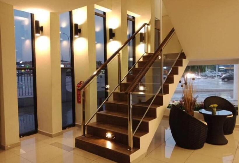 فندق Oscar Suites