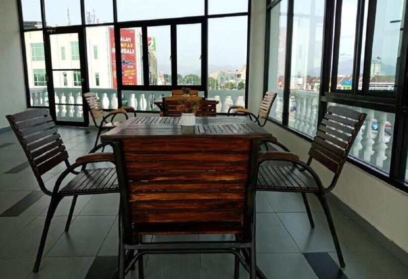 فندق Oscar Suites