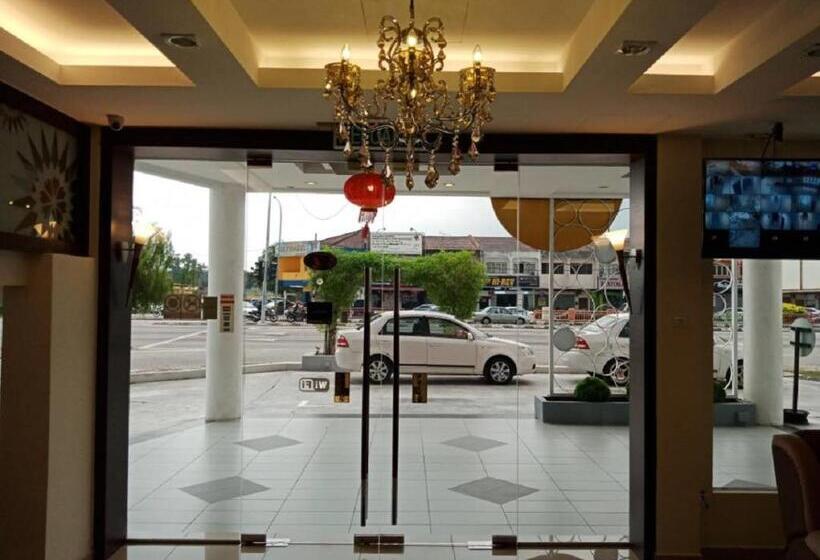 فندق Oscar Suites