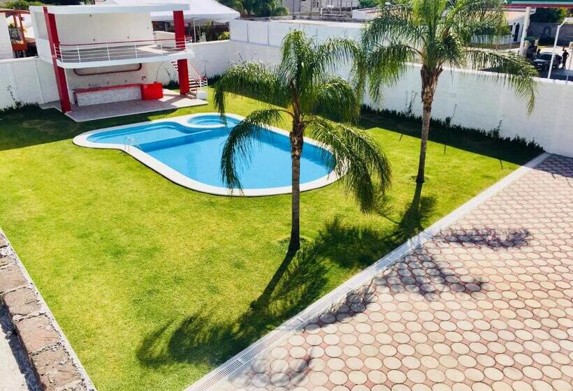 ホテル Palmas Cocoyoc