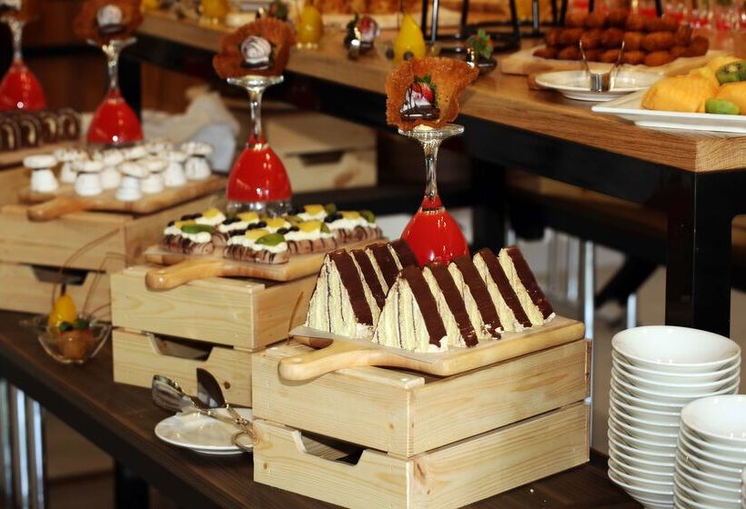 ホテル Park Inn By Radisson Najran