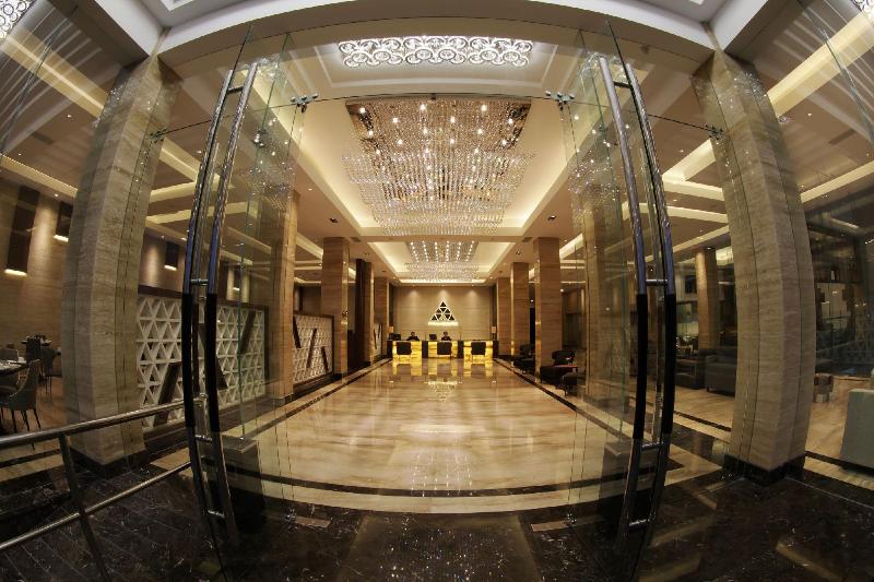 酒店 Pyramid Suites